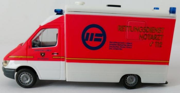 ambulância (miniatura)
