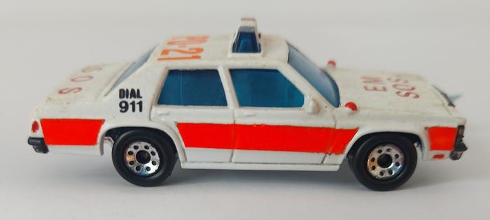automóvel (modelo)