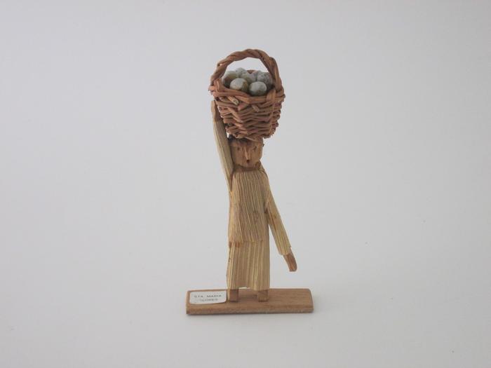 Vendedoura de fruta e ovos (miniatura) (MSM502)