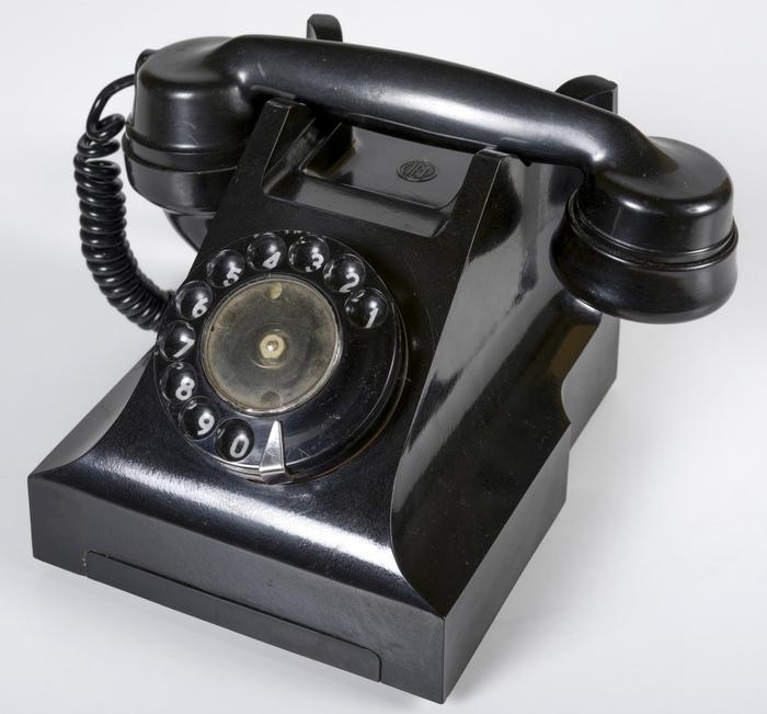Telefone