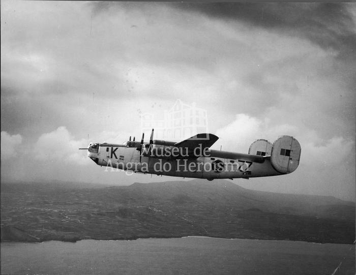 Avião B-24 Liberator