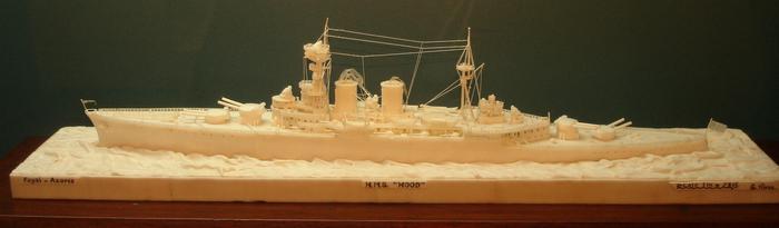 Cruzador H.M.S. Hood (miniatura)