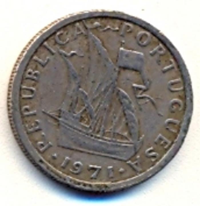 Moeda 2 Escudos e 50 Centavos, Republica