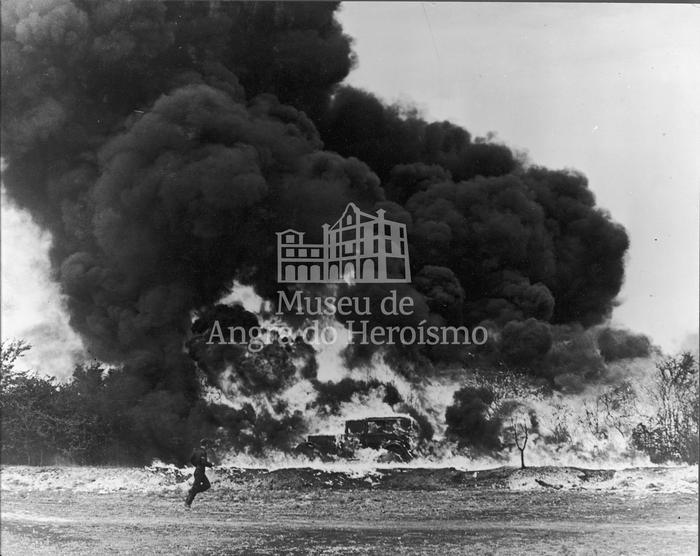 Arma inglesa "Fougasse"