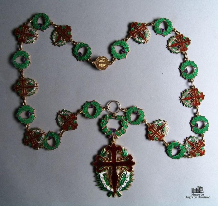Colar da Ordem Militar de Sant'lago da Espada, grau Oficial