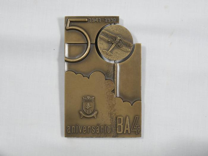 Medalha dos 50 anos da Base Aérea N.º 4