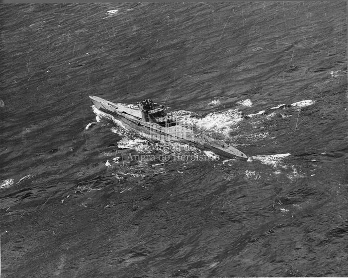 "Surrendered U-boats sail into Scapa"