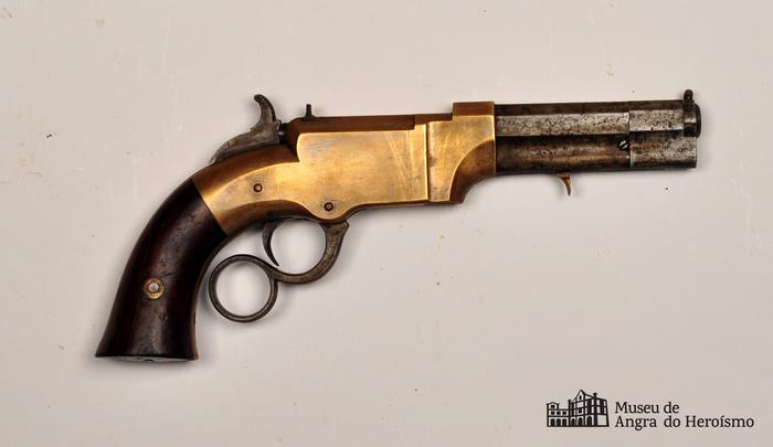 Pistola de repetição Volcanic