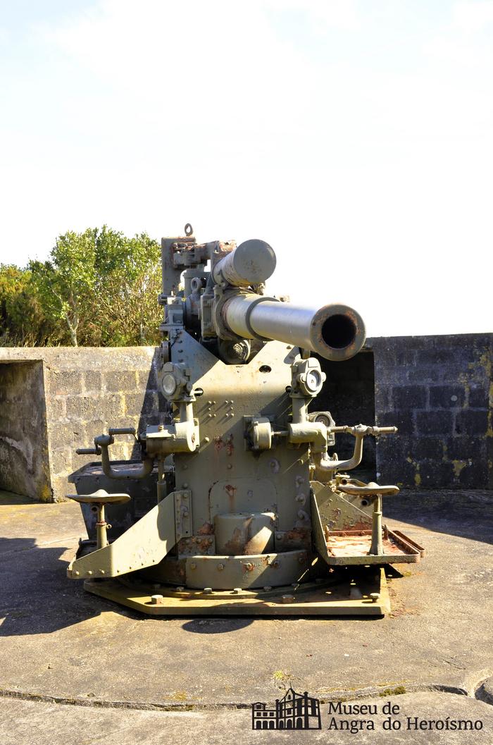 Peça Anti-Aérea (AA) 9,4 cm m/940 Vickers-Armstrong