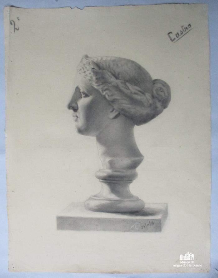 Busto feminino de perfil