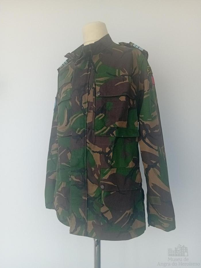 Dólman de uniforme nº 4