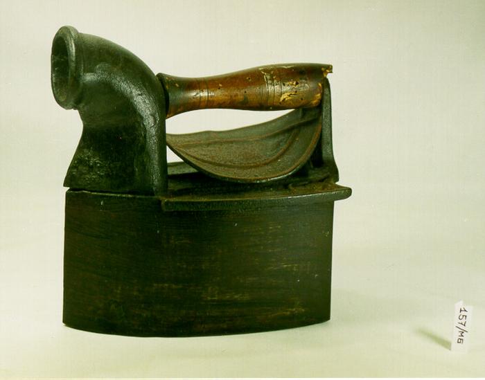 Ferro de Engomar
